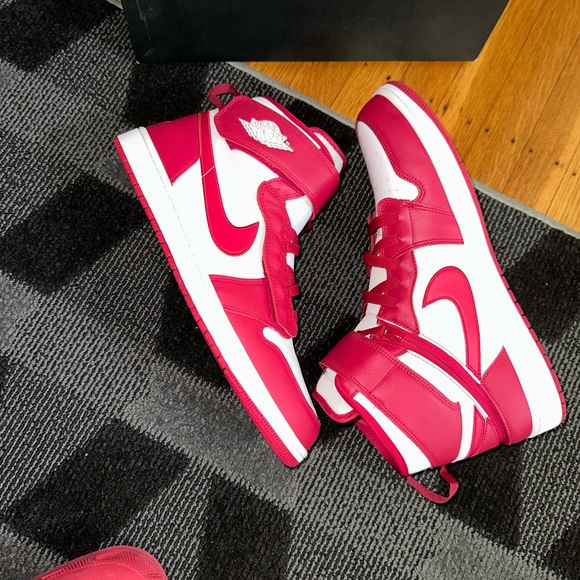 Jordan 1 High FlyEase Cardinal Red Men’s 15 - Picture 5 of 7
